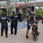 Continúan operativos de inspección a negocios en Playa del Carmen