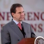 El embajador de México en Estados Unidos afirma que la gran mayoría del fentanilo en la frontera lo trafican estadounidenses