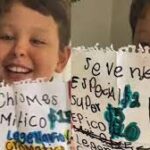 Mente de emprendedor nivel: niño se vuelve viral por vender chismes en el colegio