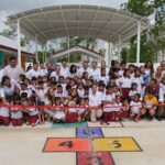Inaugura Mara Lezama Arco Techo en preescolar “Hermenegildo Galeana” en Paraíso Maya