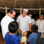 Adrián Quiroz agradece al gobernador Huacho Díaz Mena por apoyos a los afectados por el Huracán Milton en Tizimín