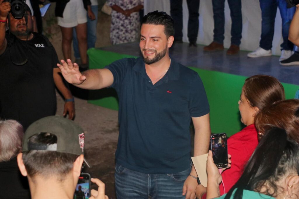 No permitiremos que se coloque la antena: Luis Munguía