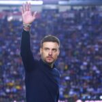 Martín Anselmi ya está en Portugal, se le vio en el Estadio Do Dragao, y será presentado este lunes oficialmente por el Porto