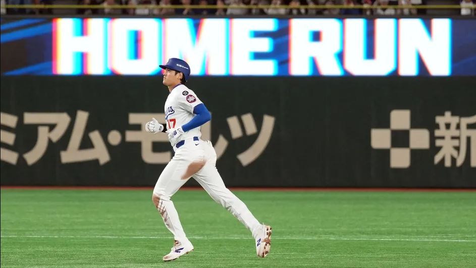Shohei Ohtani recibe ovación de la afición japonesa tras conectar jonrón en juego de exhibición