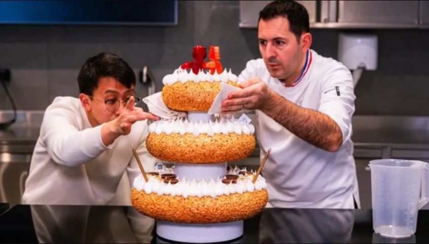 Crean RoboCake, el primer pastel comestible con elementos robóticos