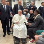 Papa Francisco visita prisión durante Jueves Santo pese a su convalecencia