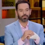 Lalo Carrillo, conductor de ‘De Primera Mano’, sufre accidente en moto y se rompe la mano