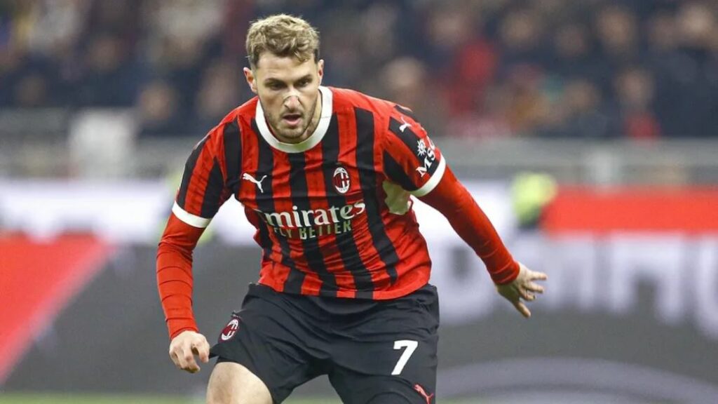 Santiago Gimenez, el goleador mexicano que busca más récords en Europa