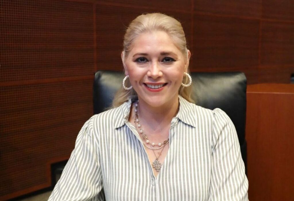 Verónica Camino participa en la instalación de la Comisión Permanente del Congreso de la Unión