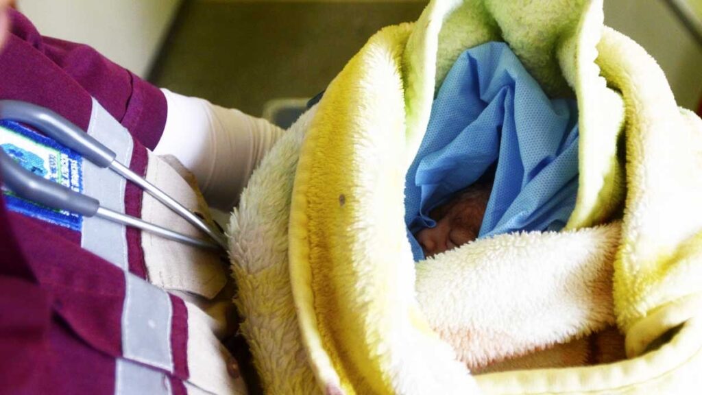 Confirman 51 muertes por tos ferina en México