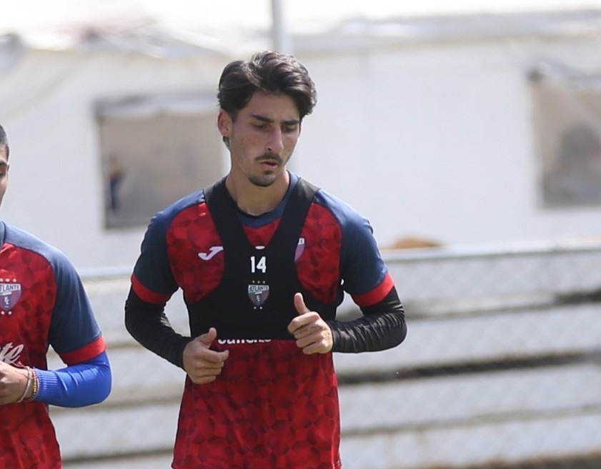 Santiago Márquez, hijo de Rafa Márquez, se retira del futbol a los 22 años