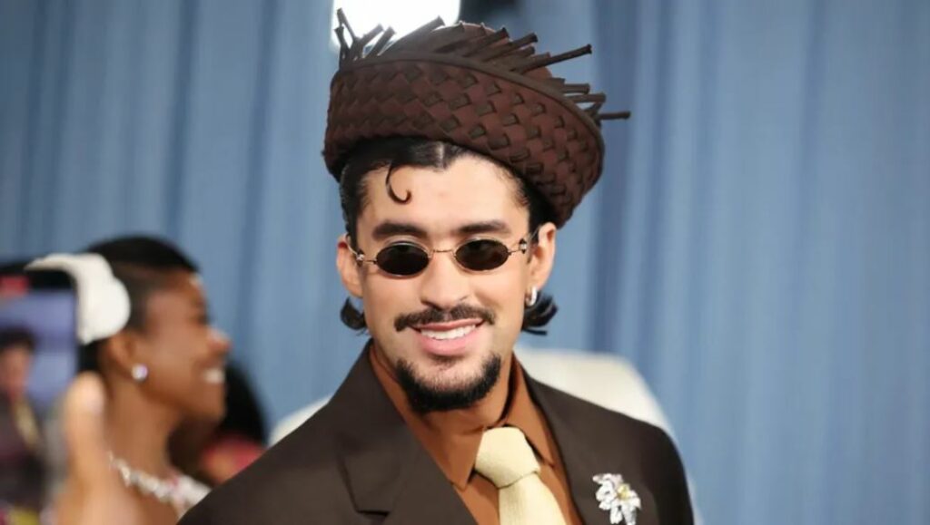 Puerto Rico regalará entradas para conciertos de Bad Bunny a funcionarios y estudiantes con mejores calificaciones