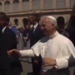 Agreden al Papa León XIV