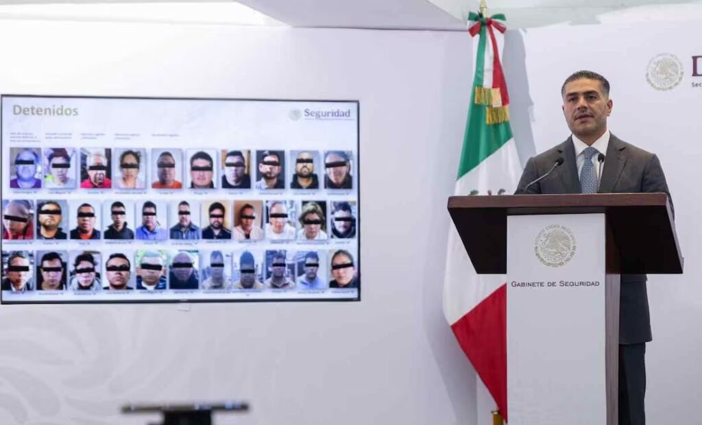 Desarticulan red de huachicol; hay 32 detenidos y decomiso histórico en tres estados