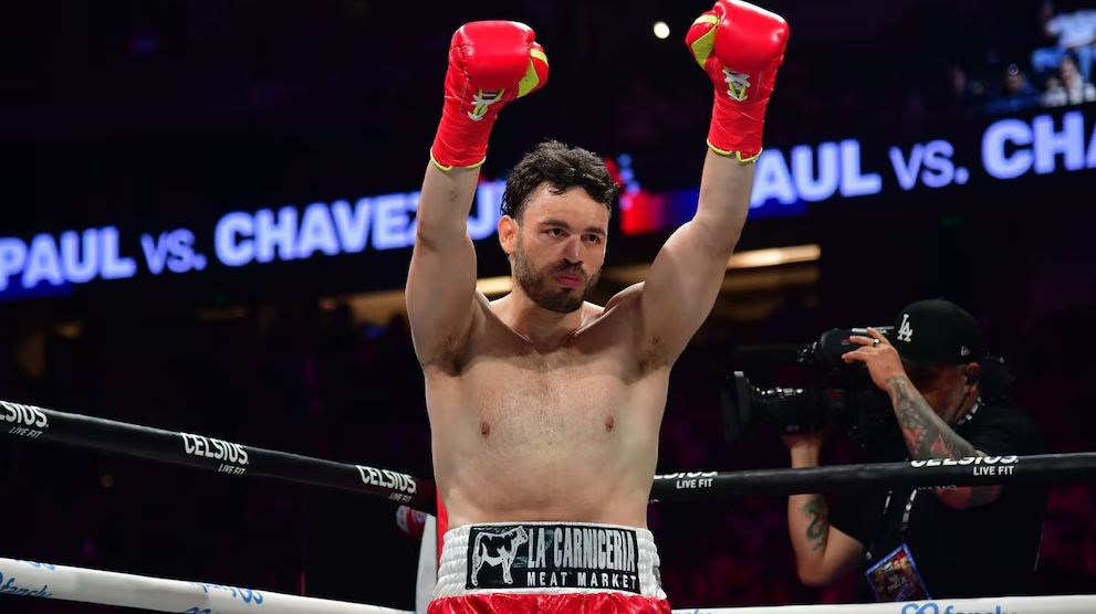 Detienen a Julio César Chávez Jr. en Los Ángeles