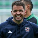 Nicolás Larcamón, con la historia en contra en su llegada a Cruz Azul