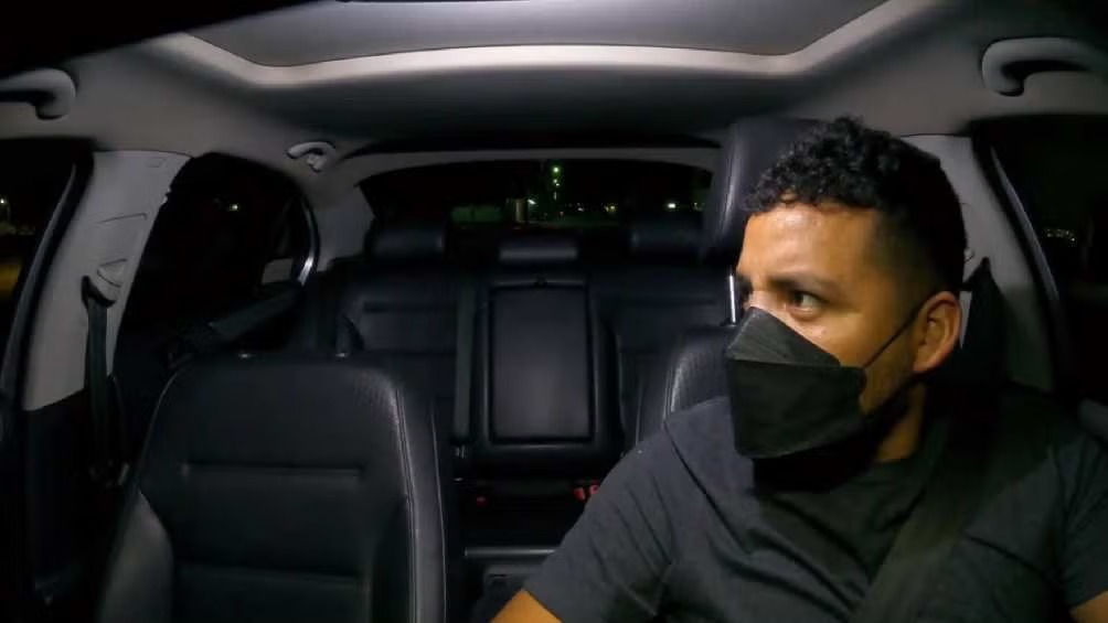 Mujer manda mensaje de desamor a su ex a través de chófer de app: “Le dices que es un cobarde”