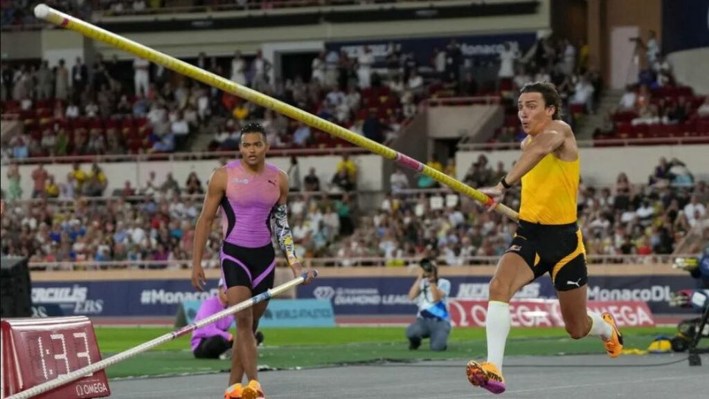 Duplantis deberá esperar a otra ocasión para volver a batir el récord del mundo