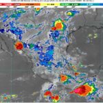 La onda tropical número 12 se desplazará sobre el Sureste