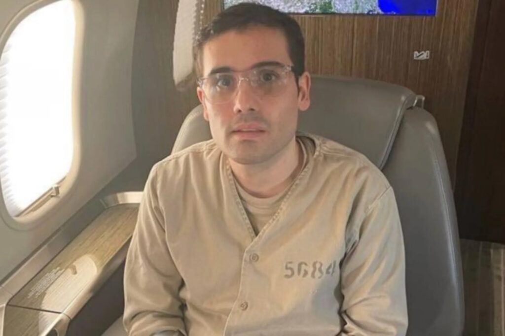 Ovidio Guzmán abandona prisión de Chicago y permanece bajo resguardo en ubicación confidencial