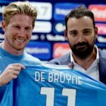 Kevin De Bruyne es presentado con el Napoli y usará nuevo número ante el error de su jersey