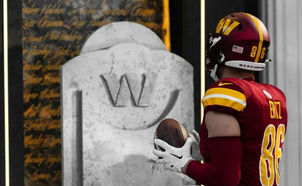 Trump exige a los Commanders volver a llamarse Redskins