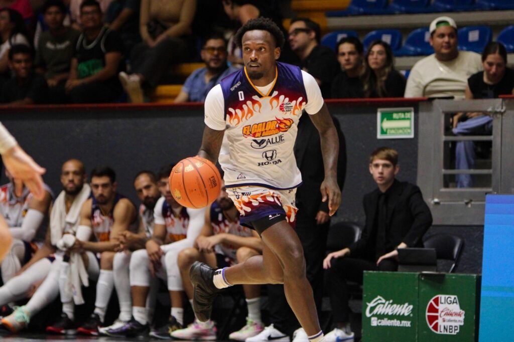 ¡El Calor de Cancún pega primera en el arranque de la serie ante Abejas de León!