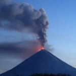 Volcán Kliuchevskói se activa tras terremoto en Rusia