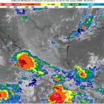 Doble onda tropical afectará a México