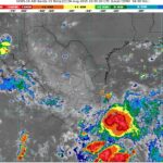 Probable desarrollo ciclónico, al sur de Oaxaca y Guerrero