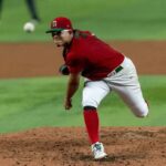 Tras su suspensión en MLB, Julio Urías podría volver a los diamantes en México