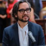 Claudia Sheinbaum propone a Genaro Lozano como embajador de México en Italia