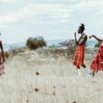 Mujer reportada como desaparecida fue hallada en una tribu africana: «Déjenme en paz, soy una persona adulta»