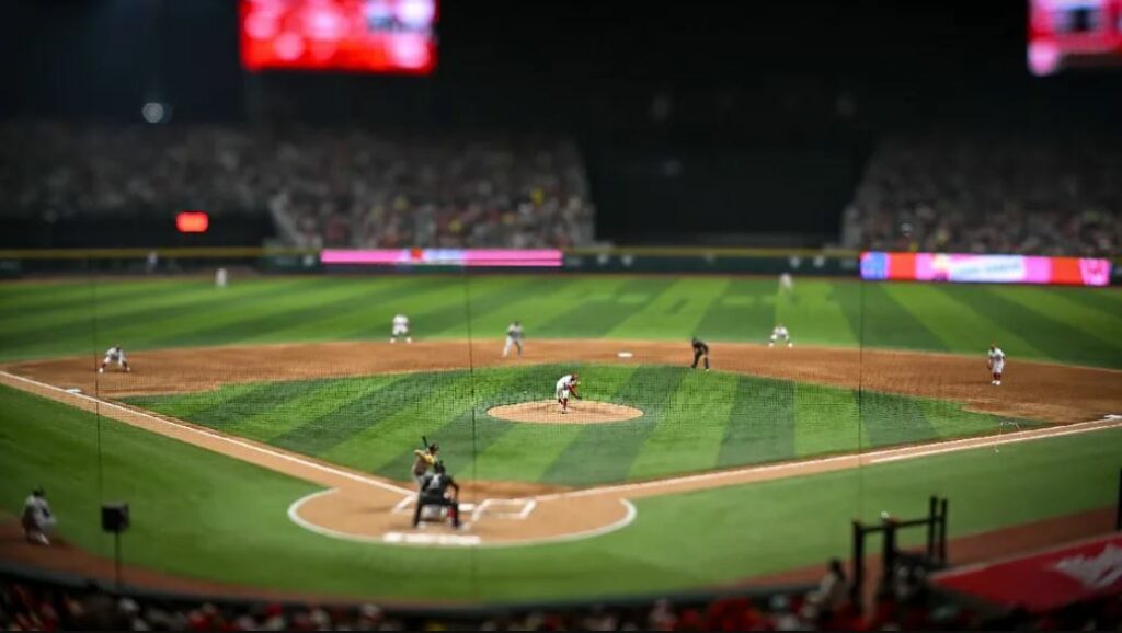 Menor que recibió pelotazo en estadio de Diablos Rojos está fuera de peligro; equipo brinda apoyo a la familia