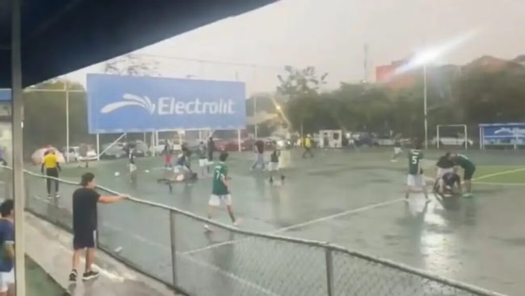 Pelea campal en liga amateur de Guadalajara desata críticas y llamados a sanciones ejemplares