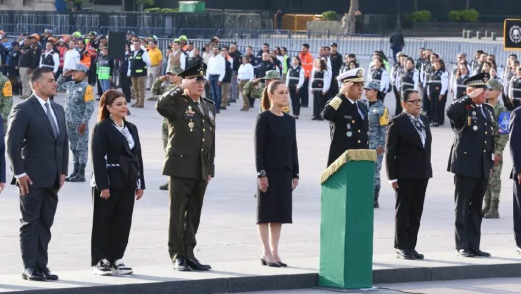 Claudia Sheinbaum encabeza ceremonia solemne en honor a víctimas de los sismos de 1985 y 2017