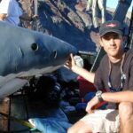 Tiburón ataca a biólogo mexicano Mauricio Hoyos; le mordió la cabeza y es reportado grave