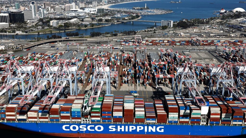 China acusa a EE. UU. de “doble moral” tras nuevos aranceles de Trump