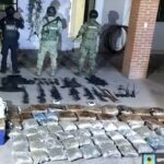 Desmantela Mesa de Coordinación Estatal para la Construcción de Paz y Seguridad narcolaboratorio, asegura arsenal y droga; detiene a 27 generadores de vîolencîa