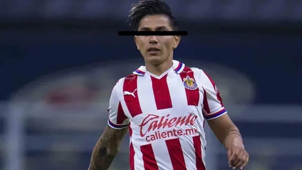 Exjugador de Chivas vuelve a la banca… de los acusados