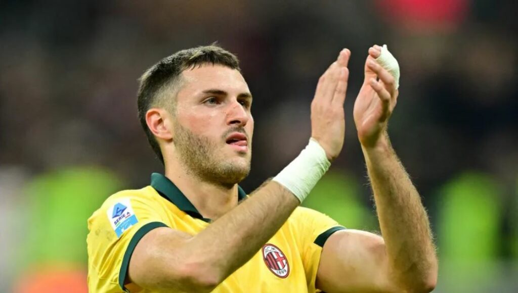 Santiago Giménez es baja con el Milan por lesión en el tobillo: «llegó el momento de parar»
