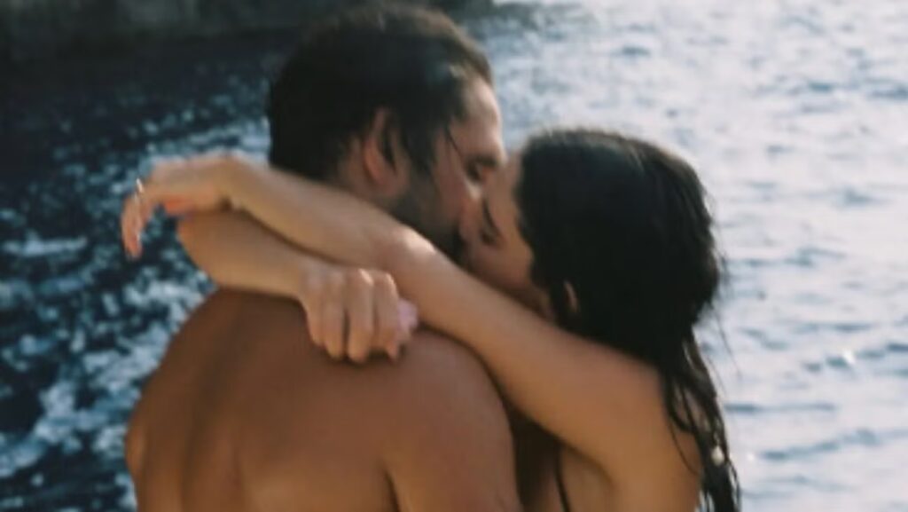 ¡Interesante! Ex de Chicharito presume a su nueva pareja: «El hombre que necesito»