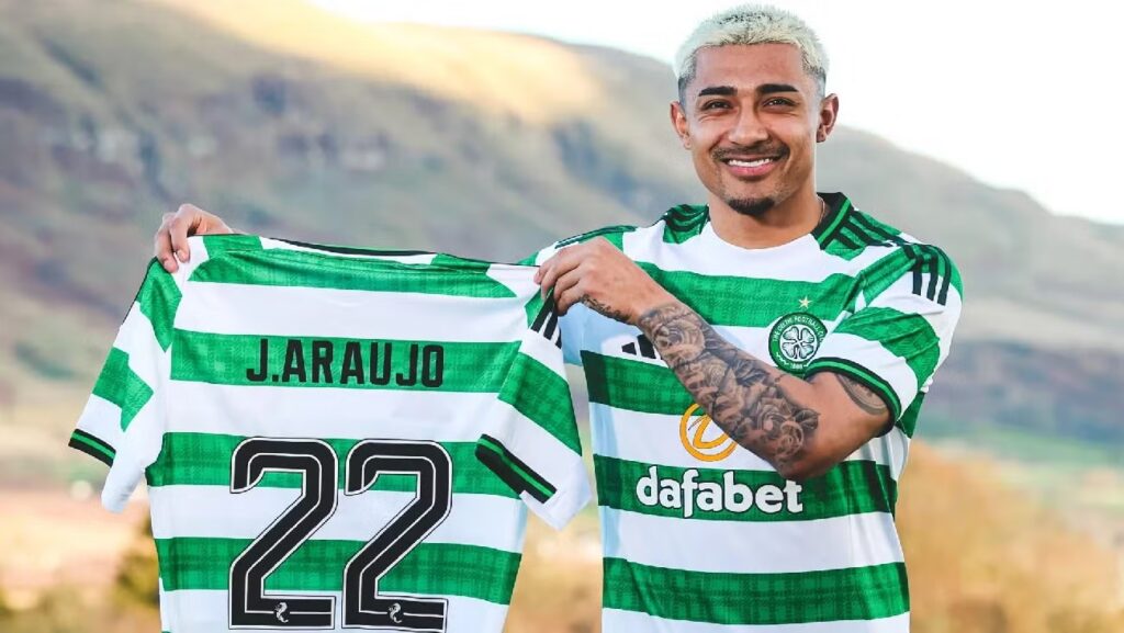 Julián Araujo ilusionado por llegar al Celtic: «Es un club de primer nivel»