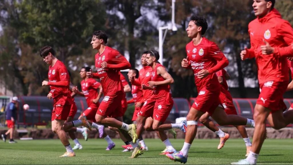 Chivas tiene último ensayo previo al Apertura 2026