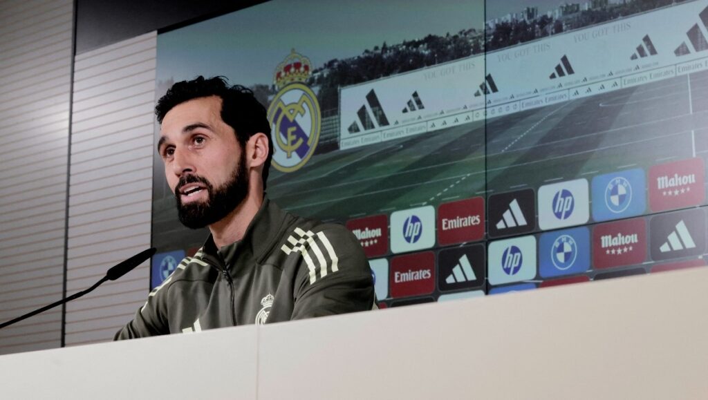 Arbeloa vuelve a pedir el apoyo de sus aficionados en el Santiago Bernabéu: «les necesitamos»