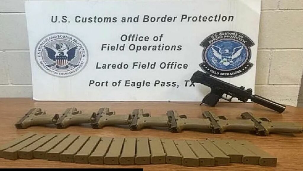 Mexicano es sentenciado en Estados Unidos por traficar armas de fuego desde Texas a su país