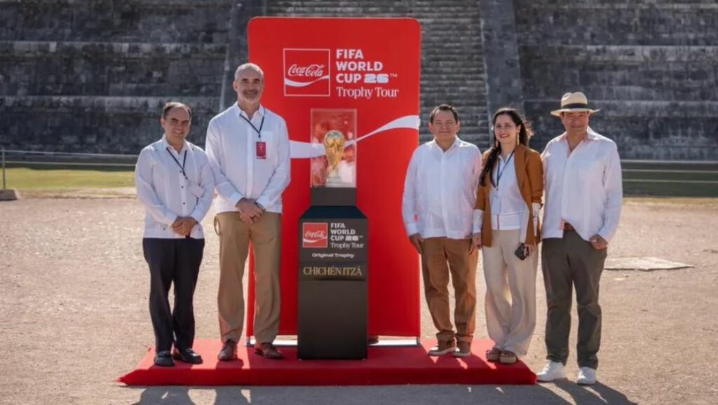 Chichén Itzá recibe la Copa Mundial de Futbol FIFA 2026