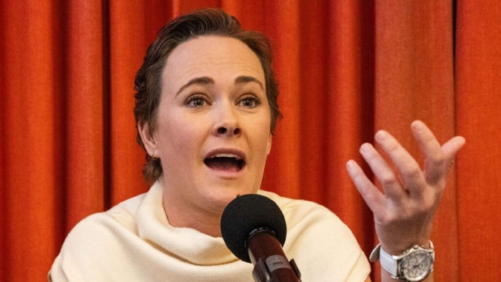 Marion Reimers lleva a tribunales omisión oficial por acoso digital