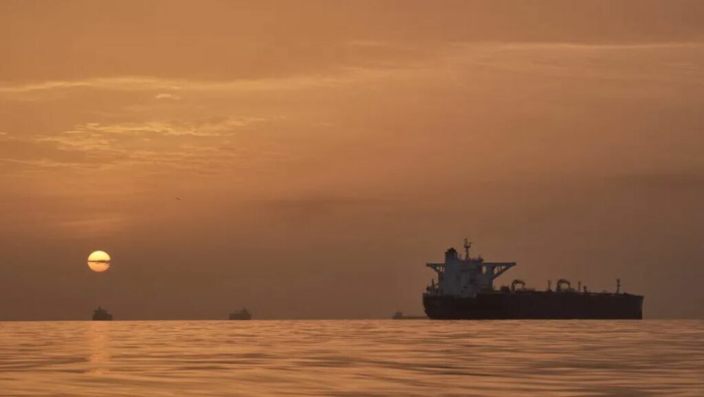 Emiratos Árabes Unidos anuncia su retirada de la OPEP por la crisis del estrecho de Ormuz