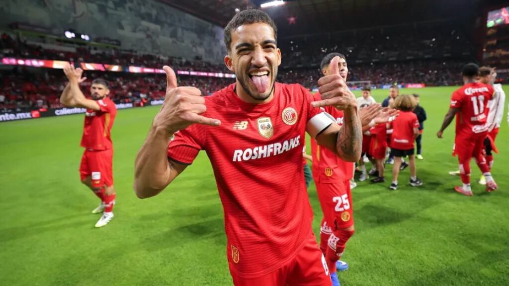 Federico Pereira sueña con una noche perfecta levantanto la Concachampions con Toluca